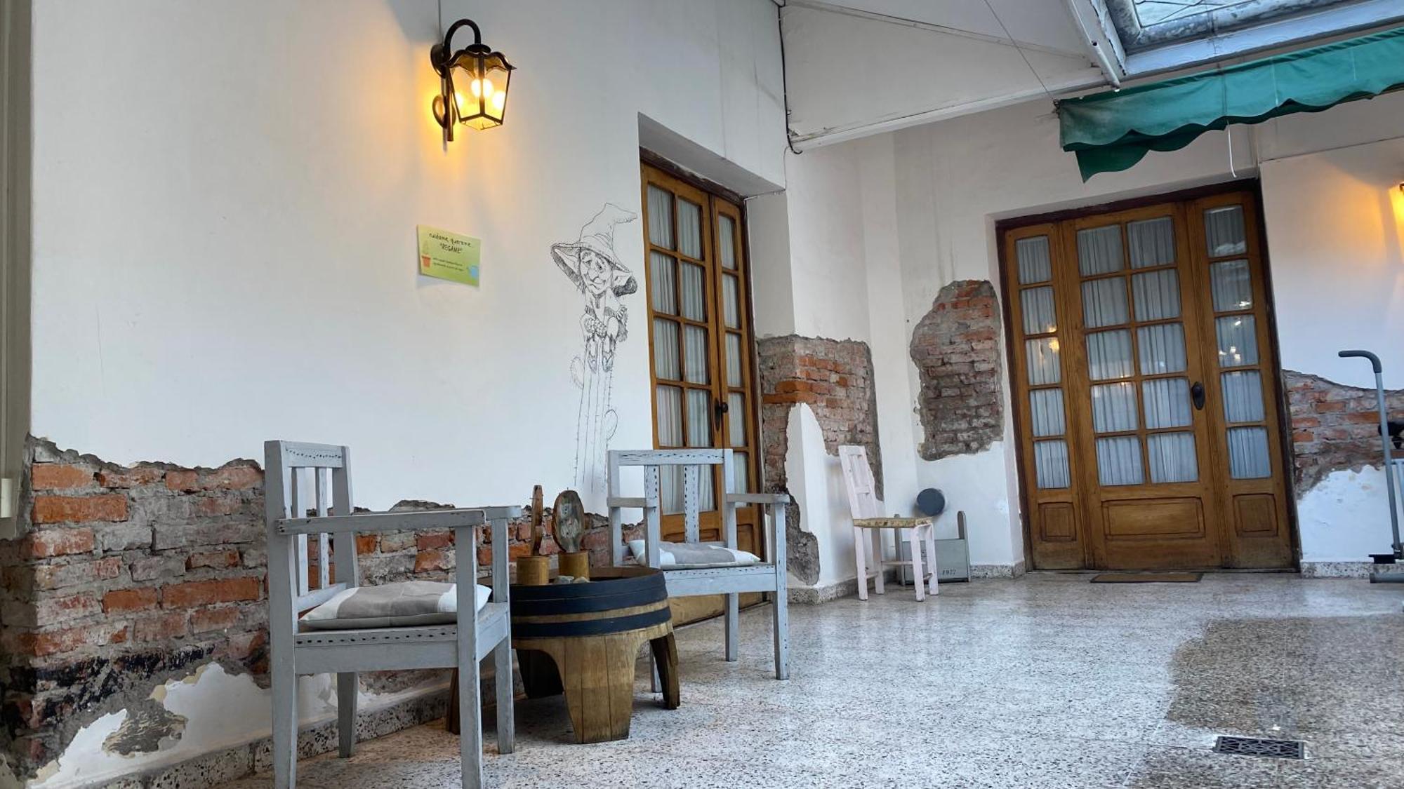 Alojamiento En El Centro De Salta - Casaguemessalta Exteriör bild